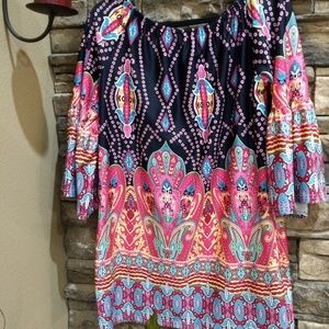 No tag.  Like new dress.